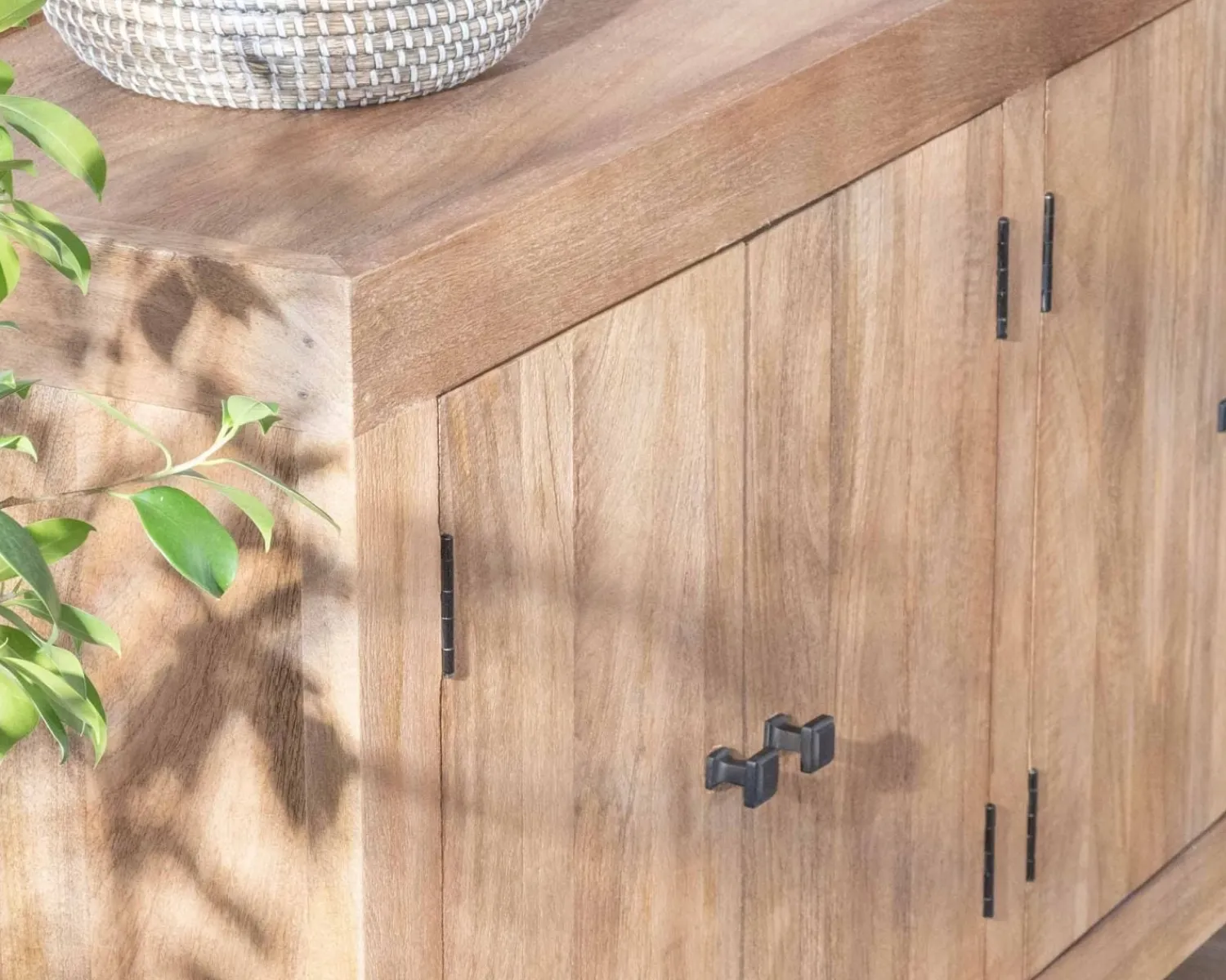 Meuble House Bahut 4 portes en manguier massif 130cm "Maestro" Sale