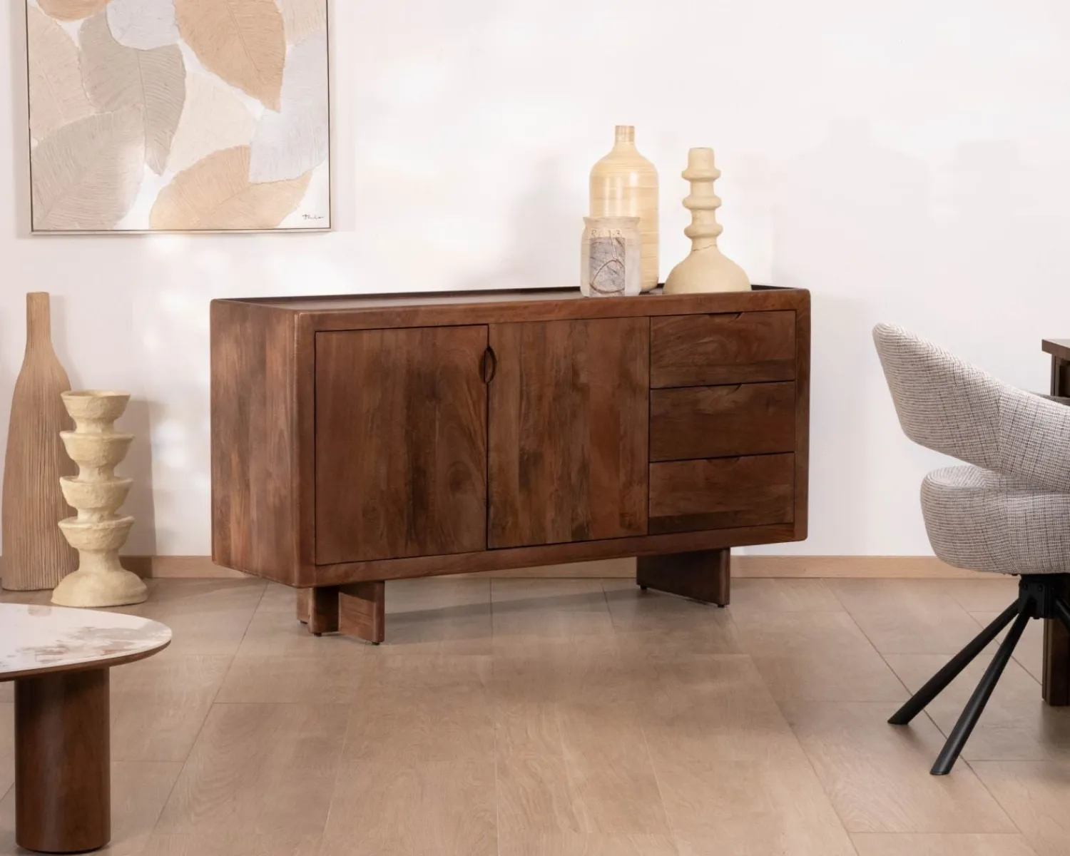 Meuble House Bahut rétro en manguier massif avec tiroirs teinte noyer "Odessa" 150 cm Online