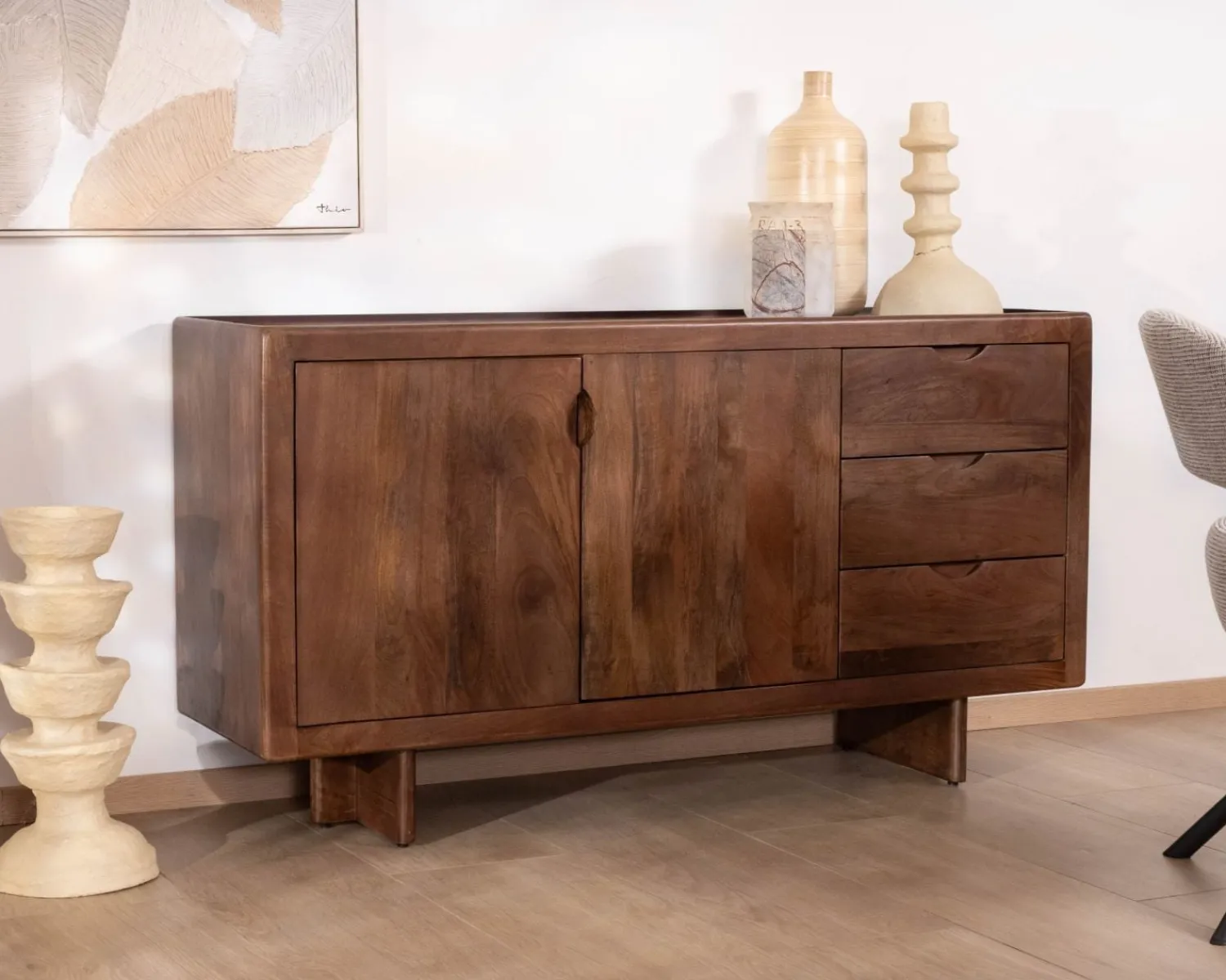 Meuble House Bahut rétro en manguier massif avec tiroirs teinte noyer "Odessa" 150 cm Online
