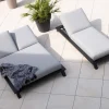 Meuble House Bain de soleil double tissu Sunbrella gris clair structure aluminium noire "Nusa Pedina" Outlet