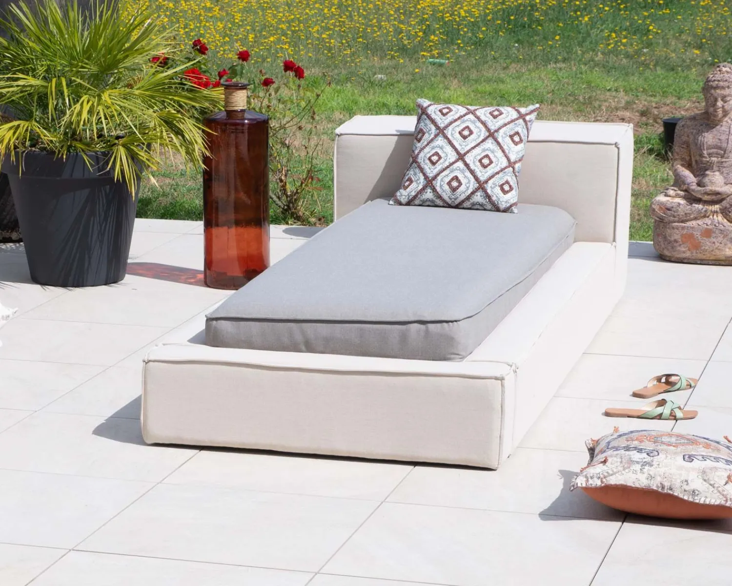 Meuble House Bain de soleil esprit futon gris clair et lin "Saint Tropez" Clearance
