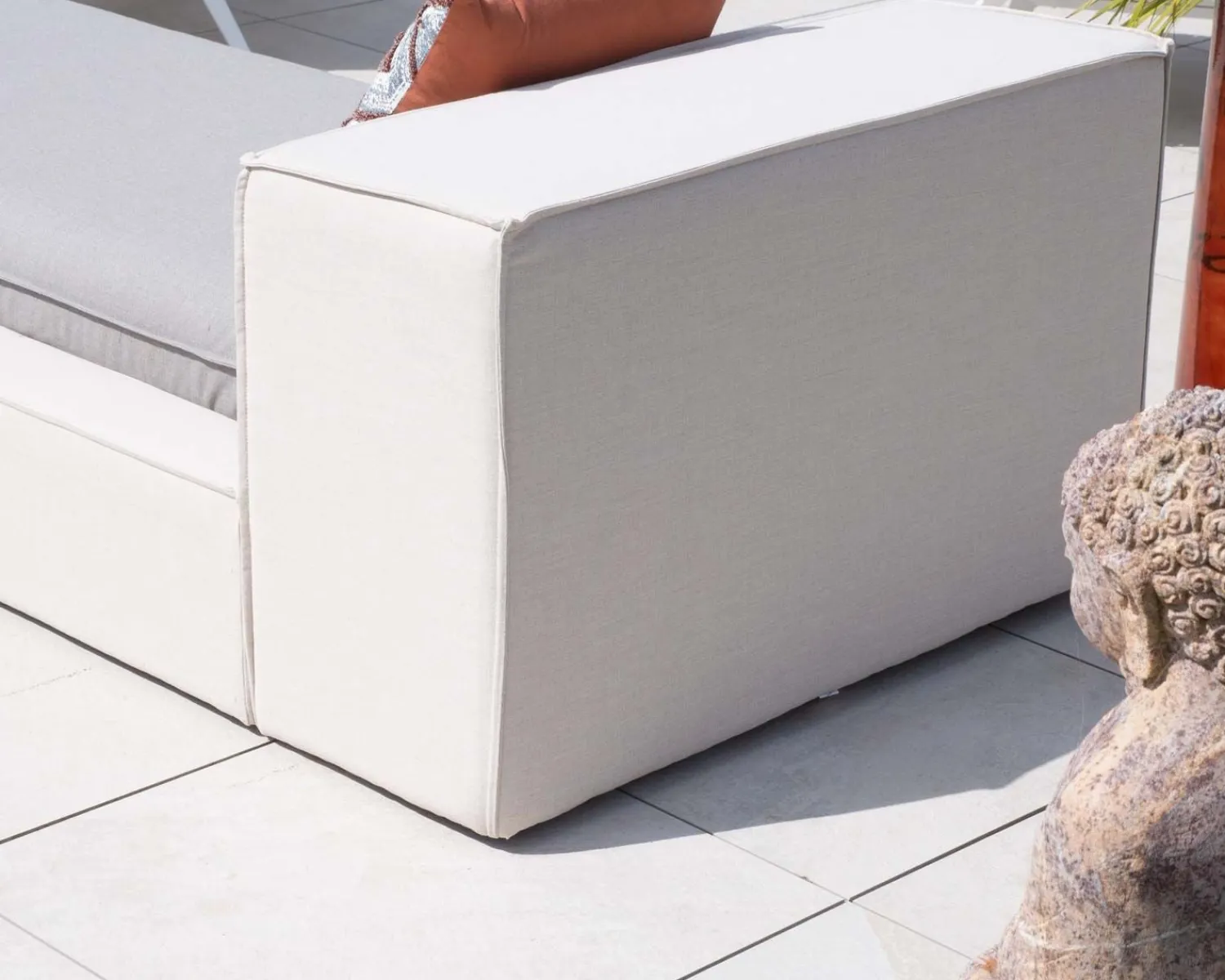 Meuble House Bain de soleil esprit futon gris clair et lin "Saint Tropez" Clearance