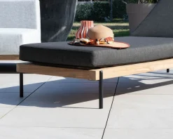 Meuble House Bain de soleil matelassé chic & contemporain en teck, aluminium et tissu gris foncé