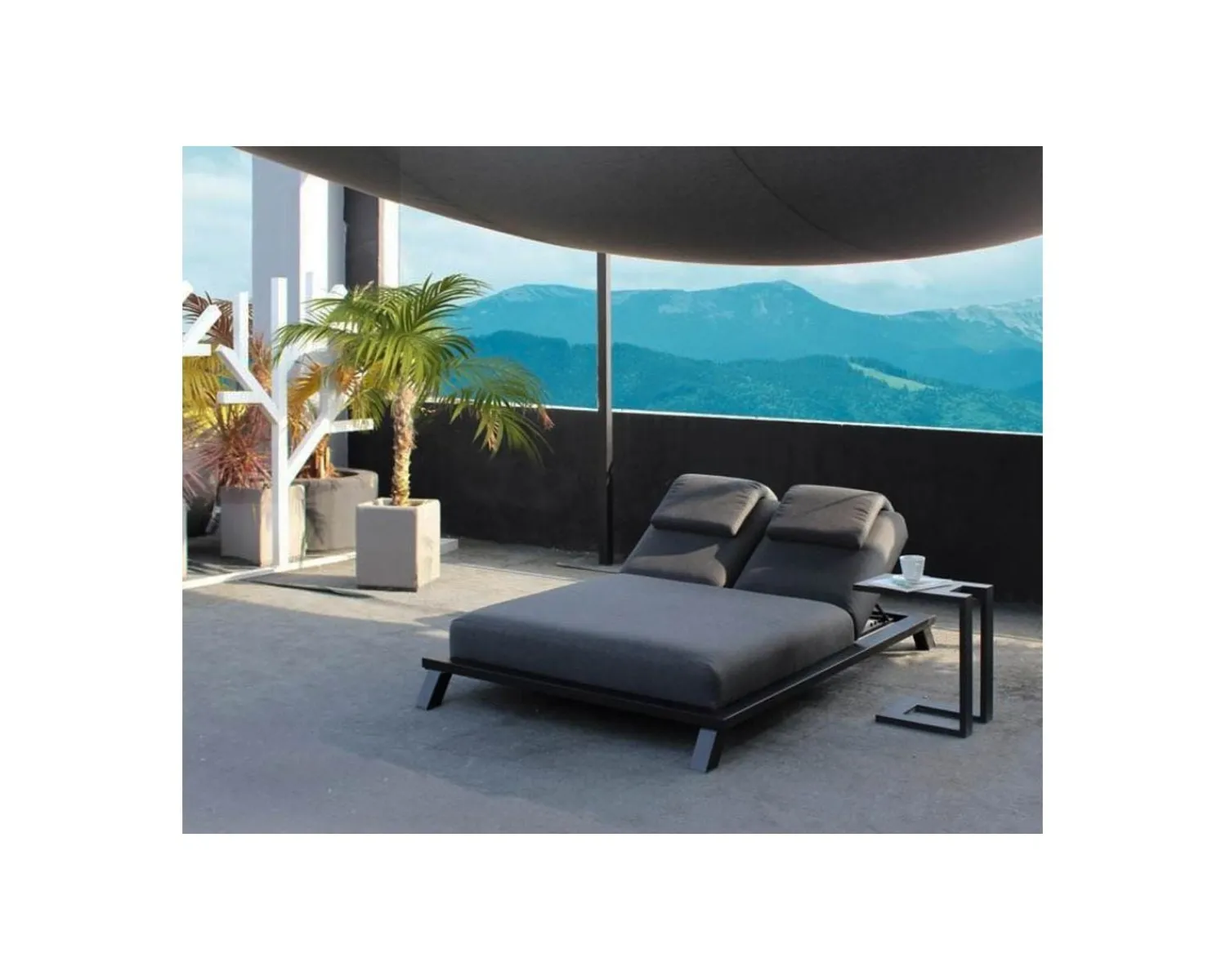 Meuble House Bain de soleil 2 places gris foncé Sunbrella et alu noir "Nusa Pedina" Best