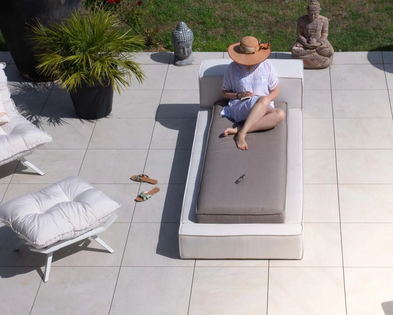 Meuble House Bain de soleil une place taupe et beige esprit futon "Saint Tropez" Discount