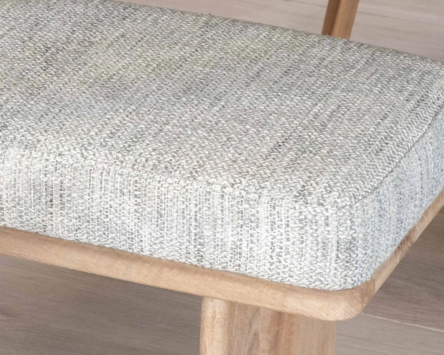 Meuble House Banc élégant et confortable 120cm en manguier et assise rembourrée tissu gris chiné "Maestro" Best