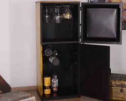 Meuble House Bar insolite style pompe à essence métal jaune esprit vintage 