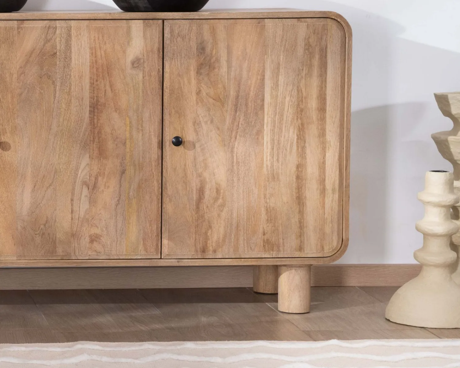 Meuble House Buffet 140 cm style pop en manguier "Plume" 3 portes Hot