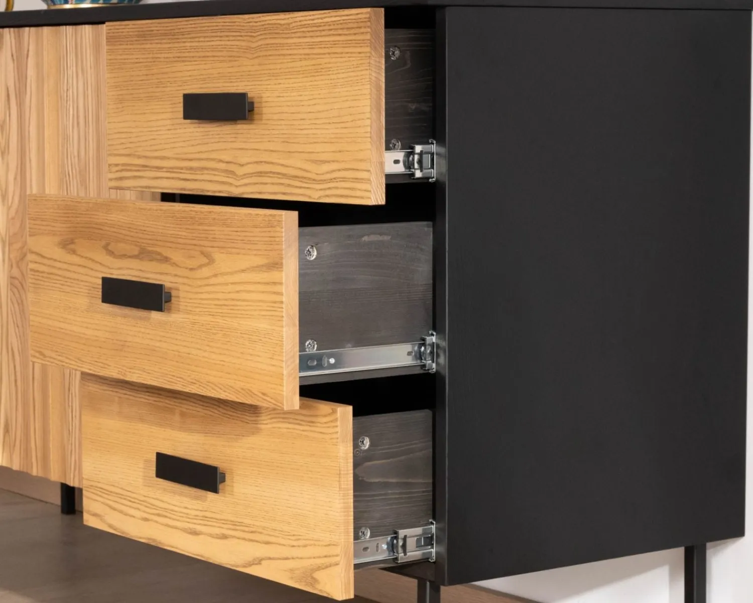Meuble House Buffet en frêne massif style newtro "Sydney" 160 cm