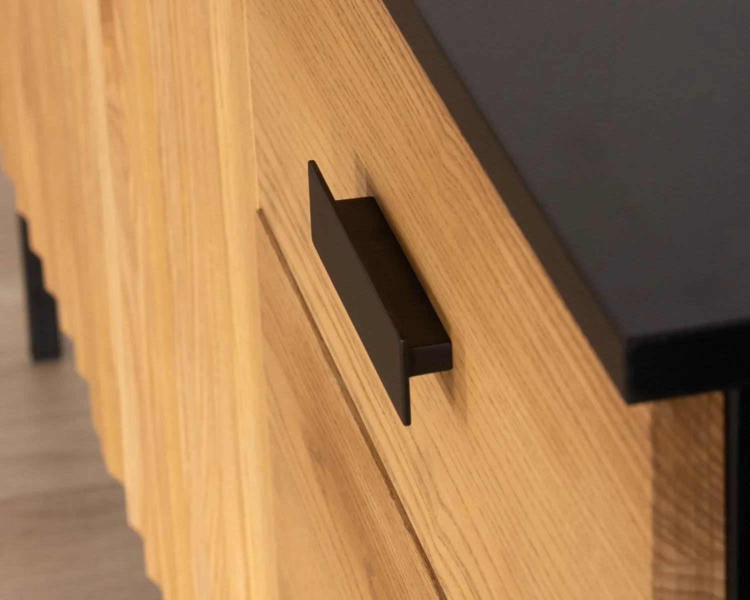 Meuble House Buffet en frêne massif style newtro "Sydney" 160 cm