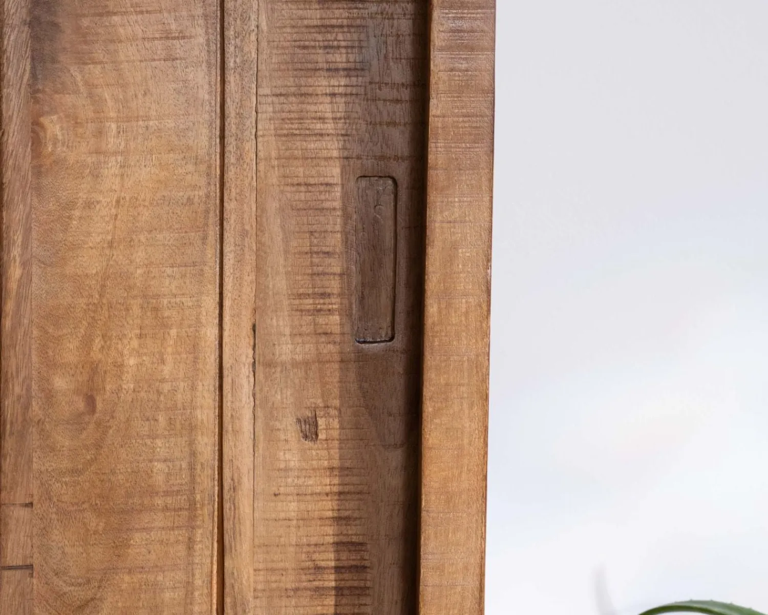 Meuble House Buffet haut 2 portes coulissantes en manguier massif "Aruna" style chaleureux Clearance
