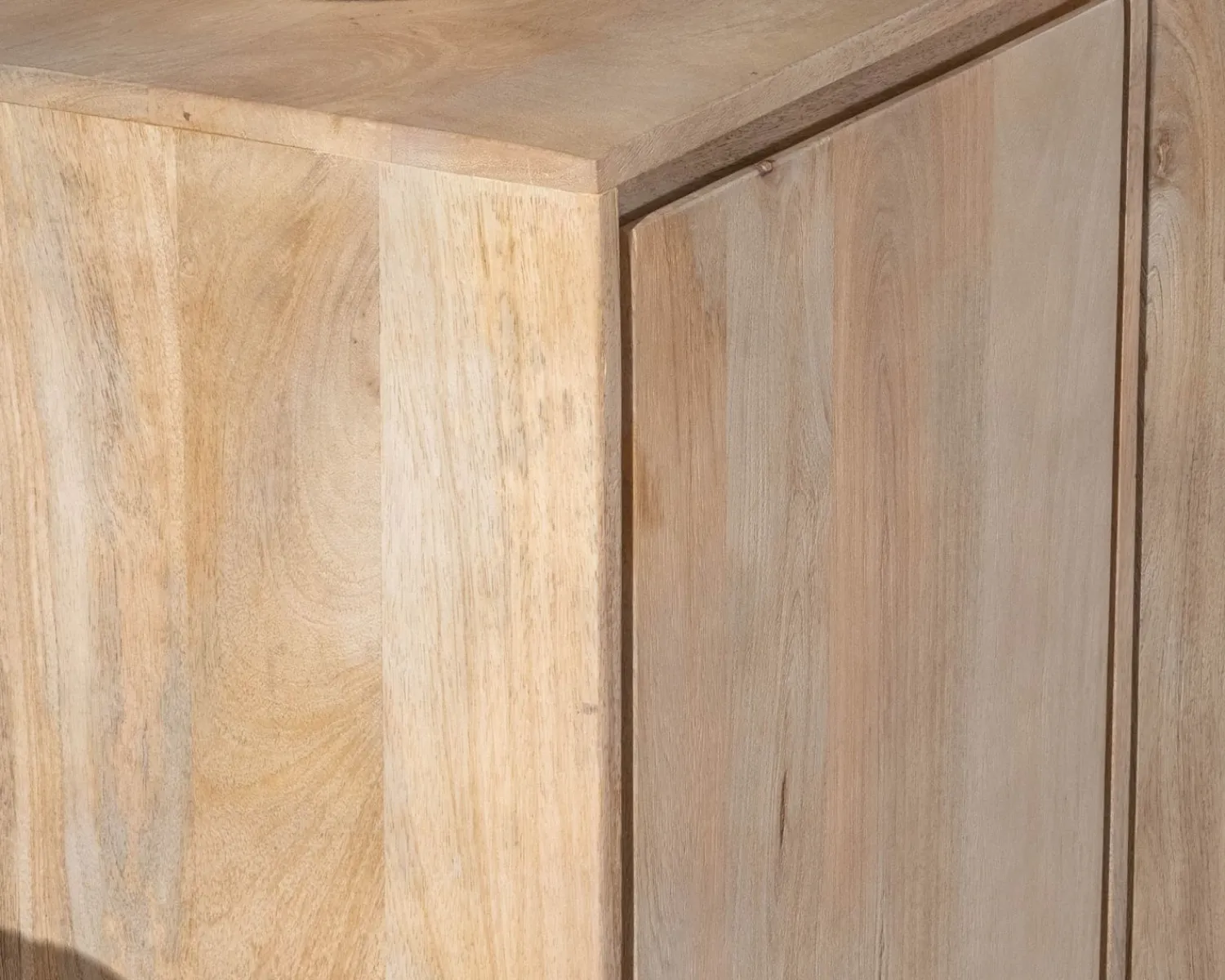 Meuble House Buffet épuré en manguier massif 180 cm 3 portes et tiroirs "Gola" Sale