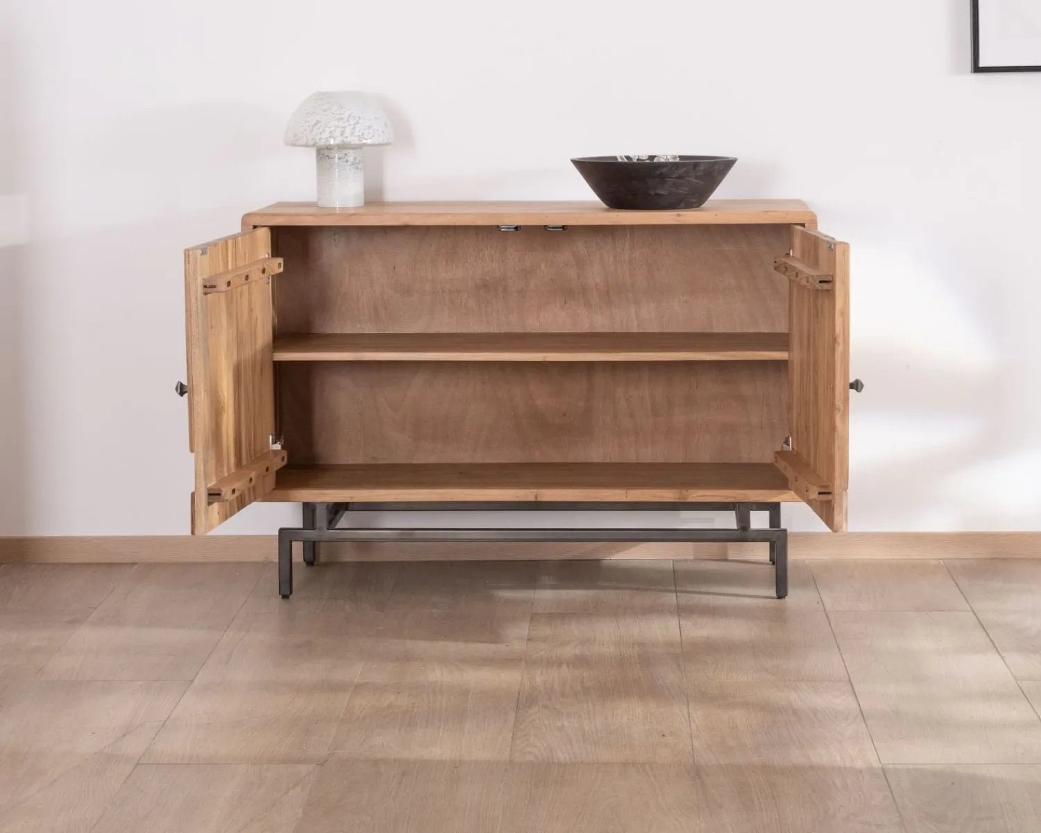 Meuble House Buffet rétro 2 portes façades à empiècements en acacia "Puzzle" 120 cm Best