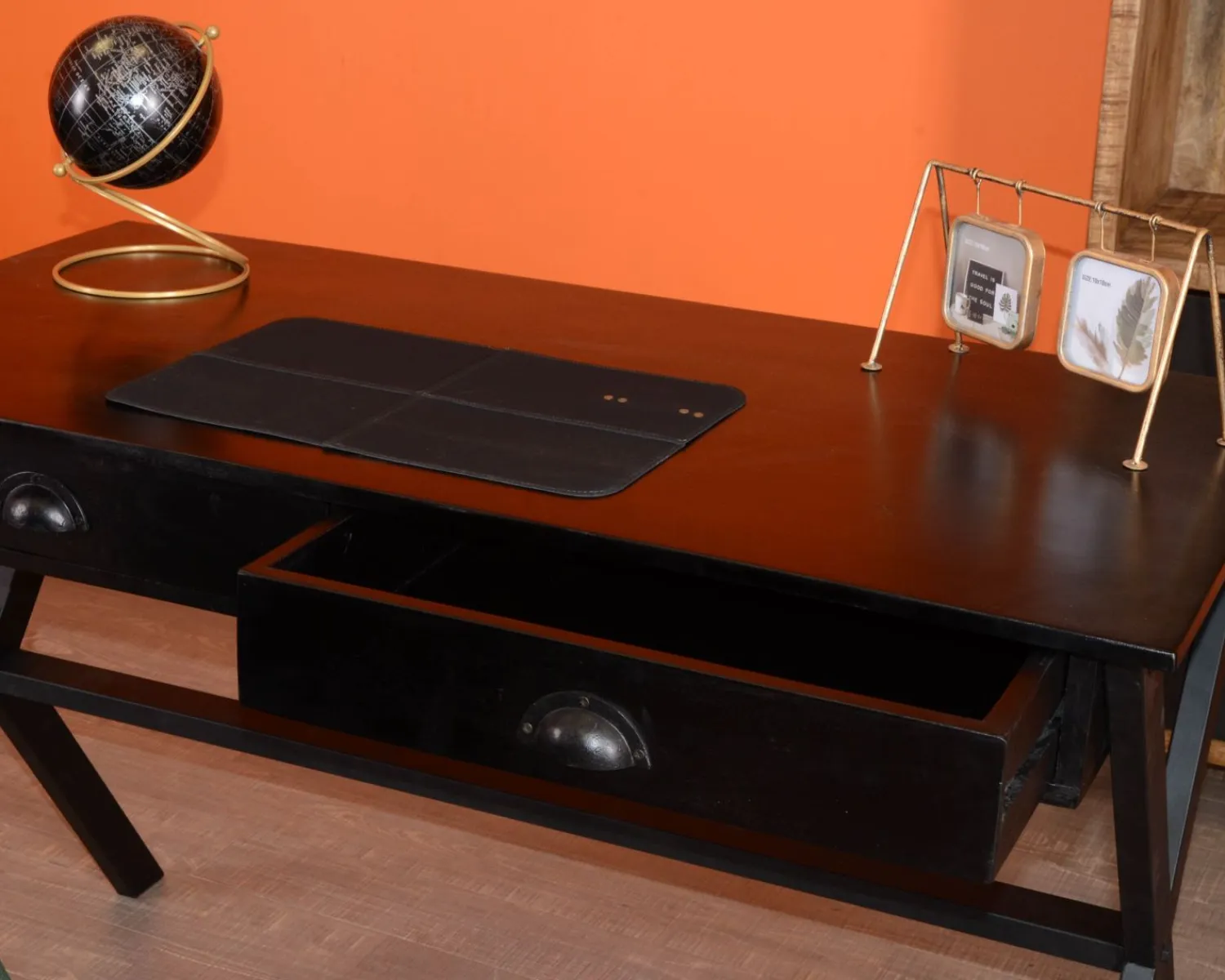 Meuble House Bureau noir en bois et métal 120cm "Atelier"