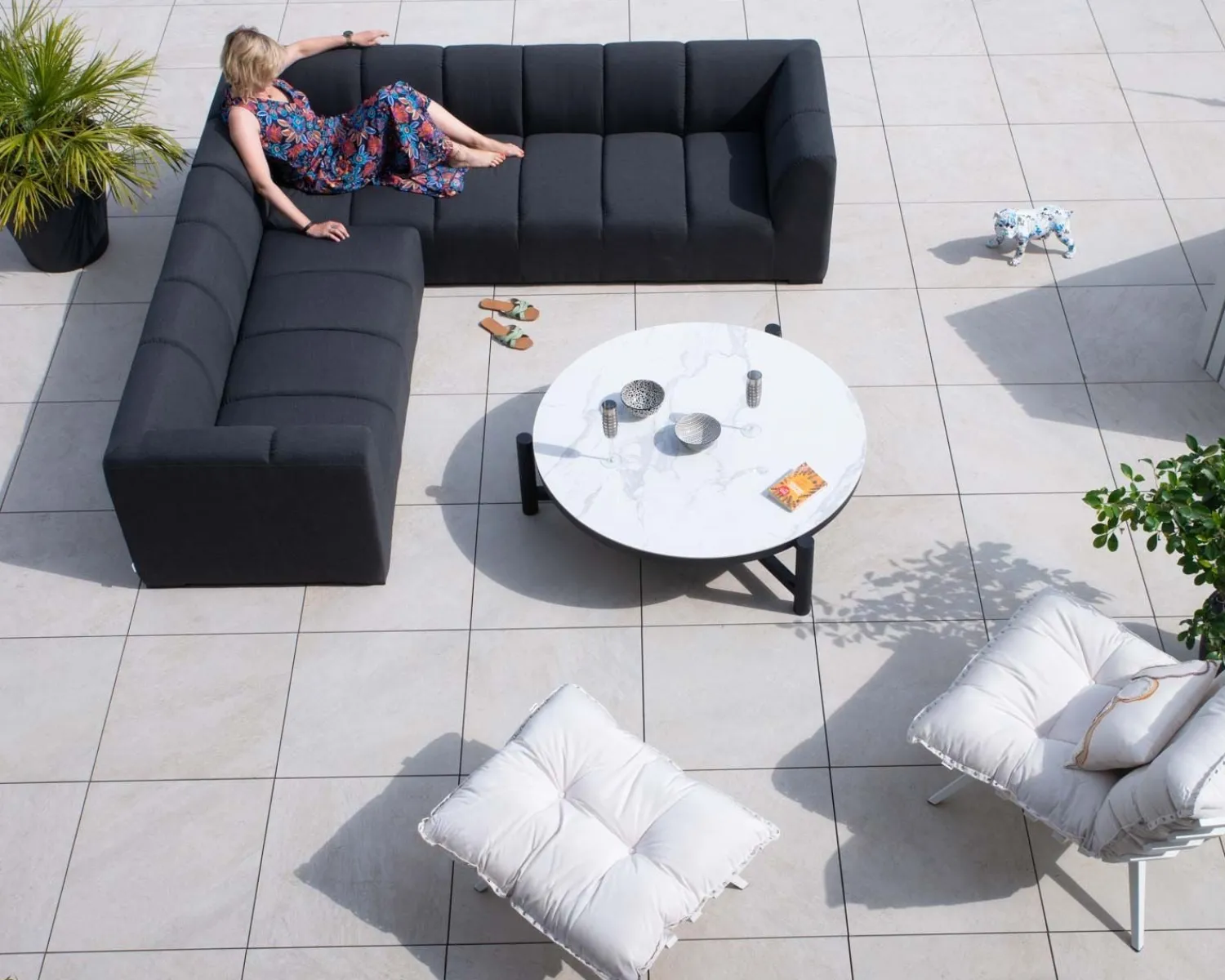 Meuble House Canapé d'angle spécial extérieur tissu gris foncé haut de gamme "Terrasse"