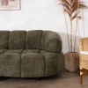 Meuble House Canapé en tissu vert avec extension électrique et méridienne retour gauche "Syltan" Hot