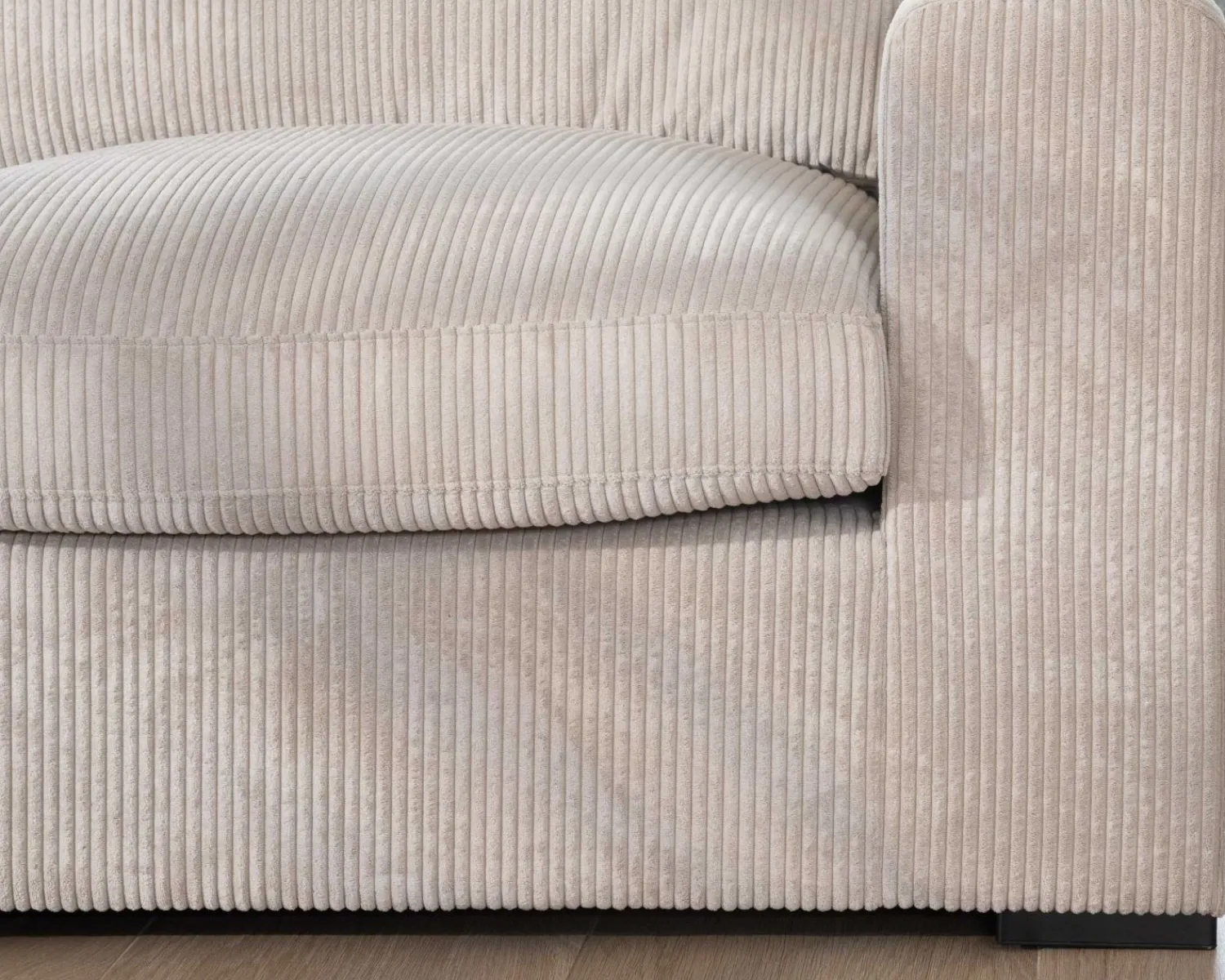 Meuble House Canapé 3 places avec pouf ottoman carré en velours côtelé gris chaud "Tuléar" Sale