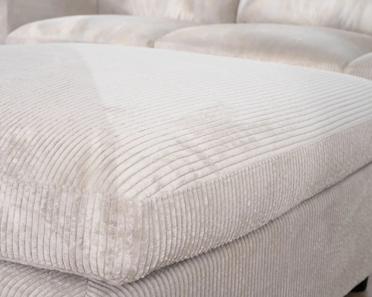 Meuble House Canapé 3 places avec pouf ottoman carré en velours côtelé gris chaud "Tuléar" Sale