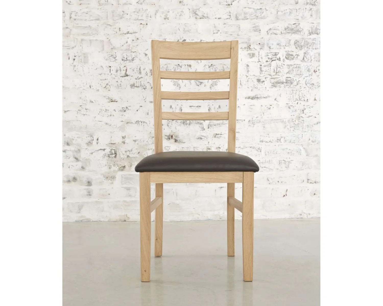 Meuble House Chaise assise bycast chêne "Bella"