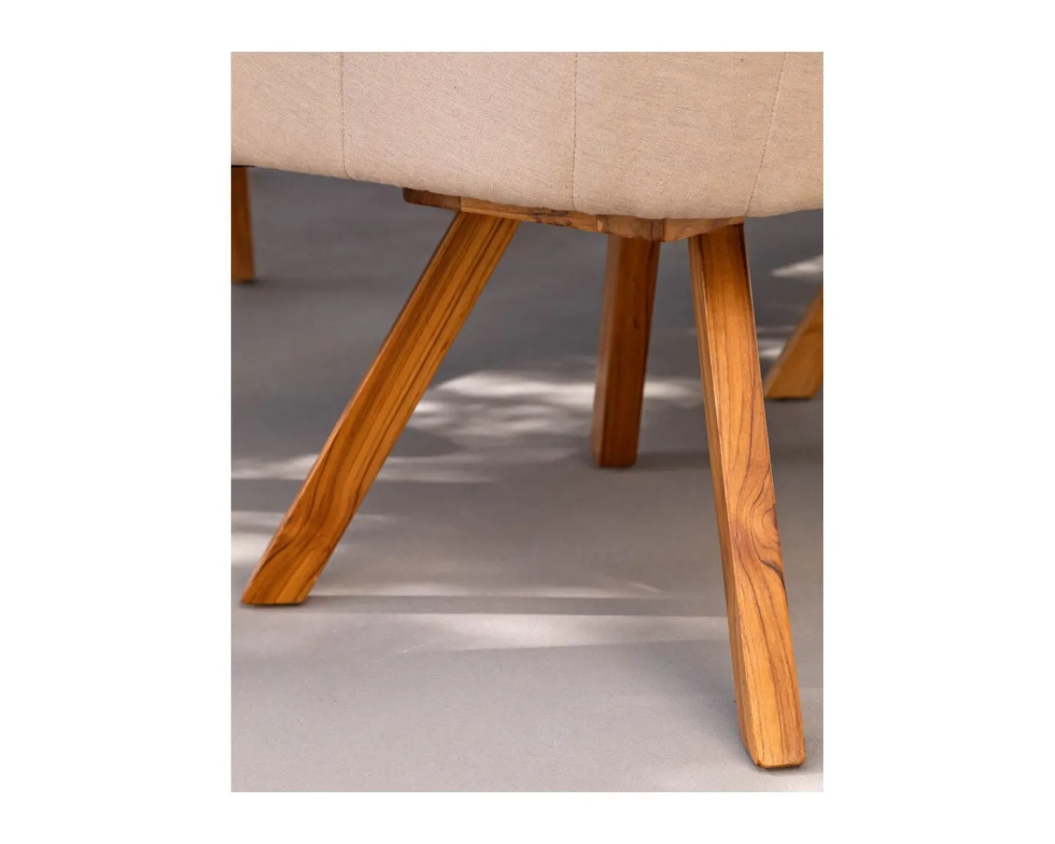 Meuble House Chaise de jardin tissu Sunbrella blanc cassé pieds teck "Lombok" New