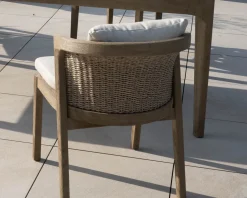 Meuble House Chaise de repas confortable et haut de gamme en teck sablé avec coussins beiges 