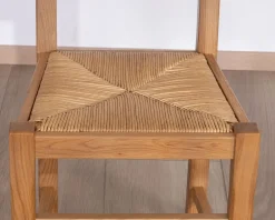 Meuble House Chaise de repas en chêne massif et assise tressée "Antique" esprit classique
