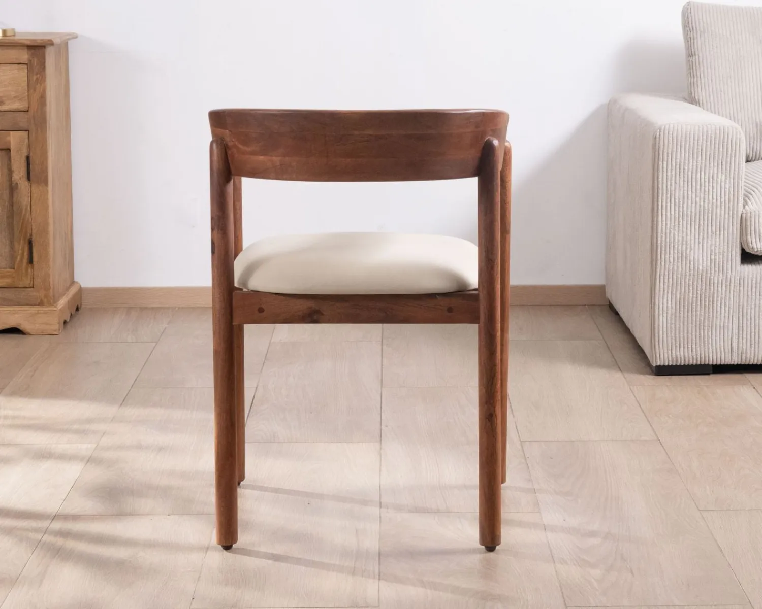 Meuble House Chaise de repas style rétro "Polo" en manguier et assise tissu blanc