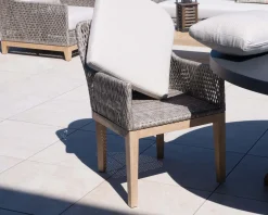 Meuble House Chaise d'extérieur haut de gamme tressée en teck et textile chiné