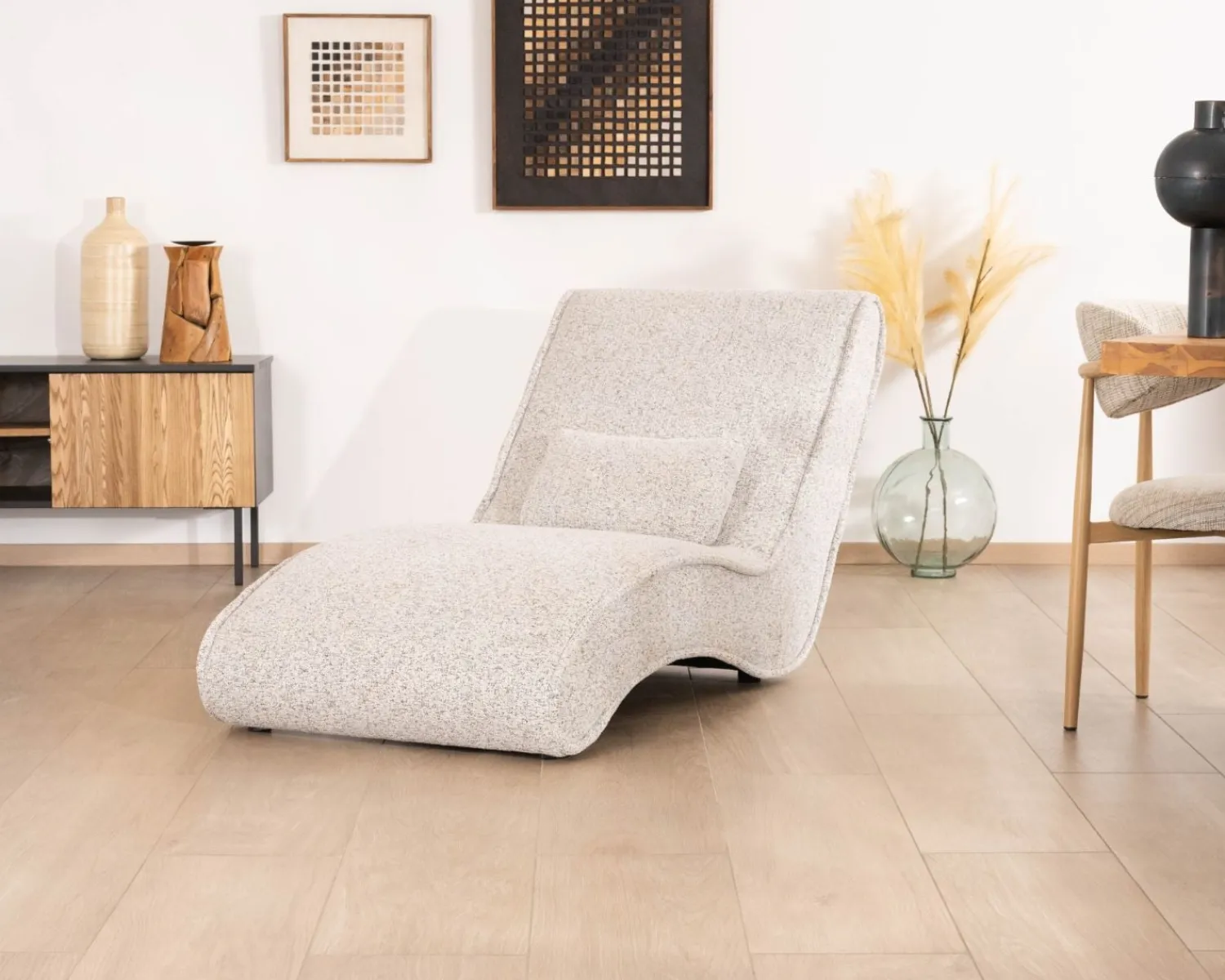Meuble House Chaise longue d'intérieur design en tissu tramé blanc cassé "Syltan" Discount