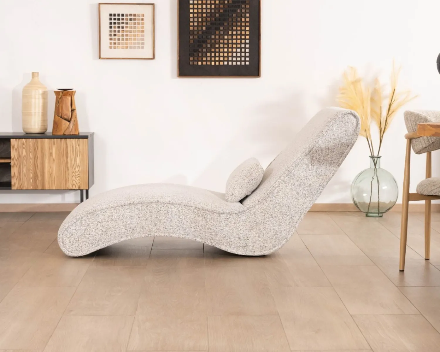 Meuble House Chaise longue d'intérieur design en tissu tramé blanc cassé "Syltan" Discount