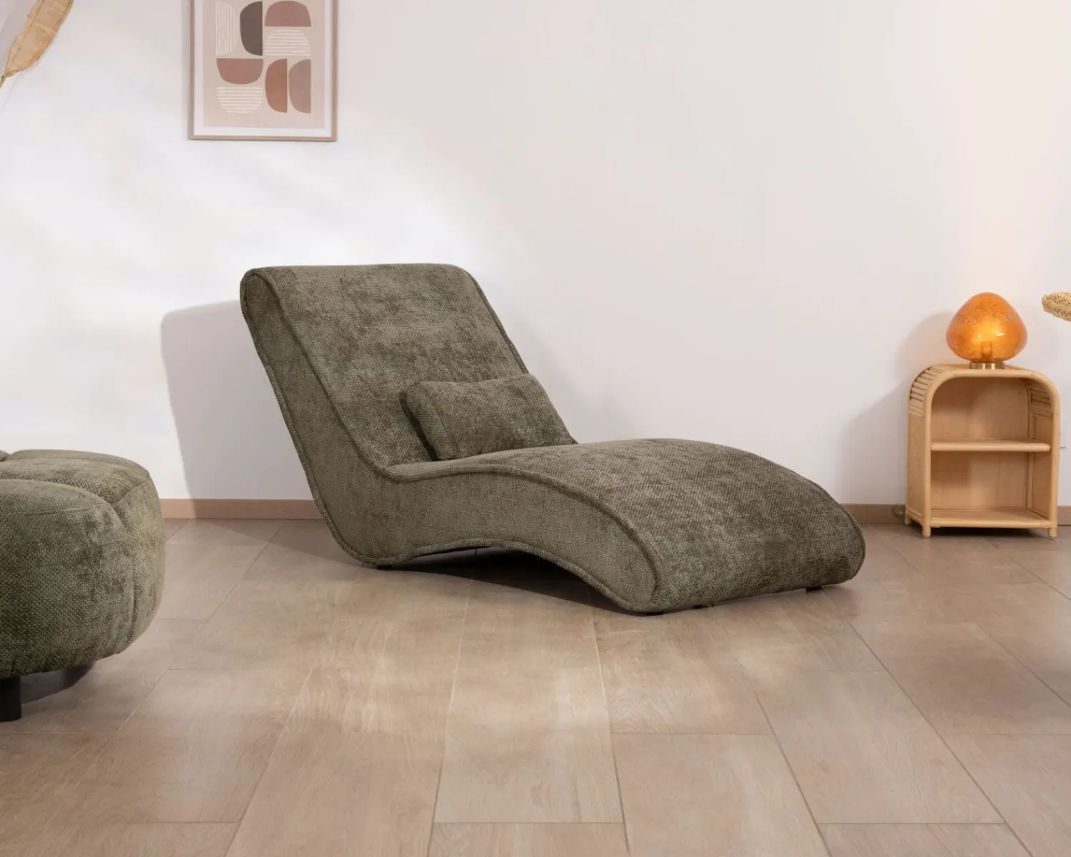 Meuble House Chaise longue d'intérieur design en tissu chenillé vert foncé "Syltan" Clearance