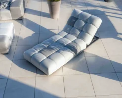 Meuble House Chaise longue haut de gamme en tissu beige et gris clair 