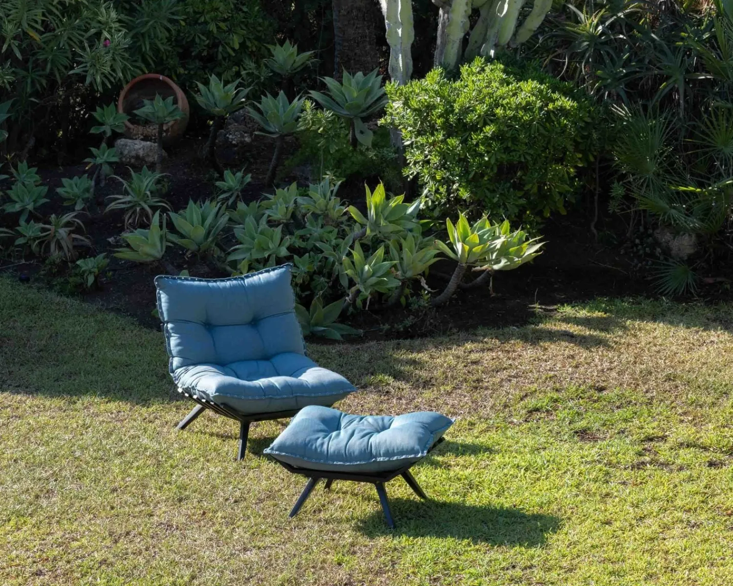 Meuble House Chaise longue haut de gamme turquoise et noire avec repose-pieds modulaire "Lisca" Sale