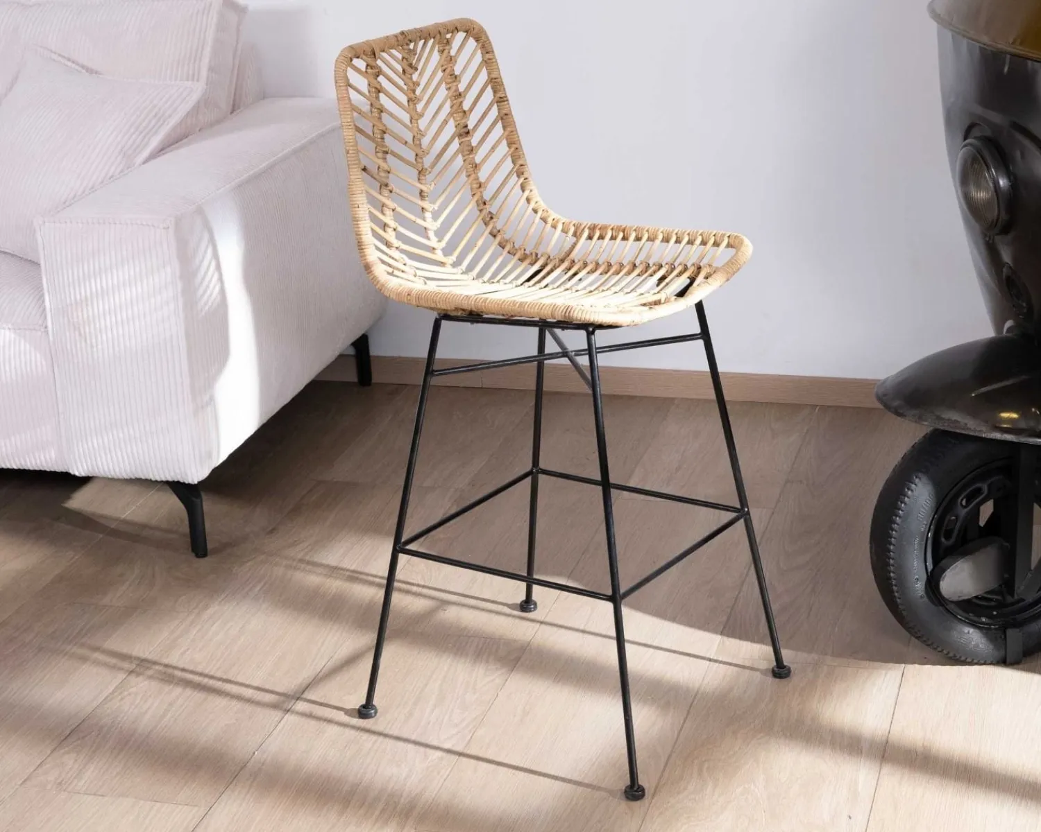 Meuble House Chaise mi-hauteur en rotin et pieds métal "Coco" Clearance