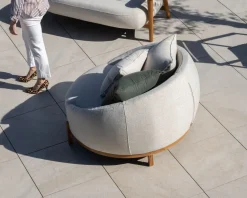 Meuble House Chauffeuse ronde XL en tissu spécial extérieur blanc chiné 