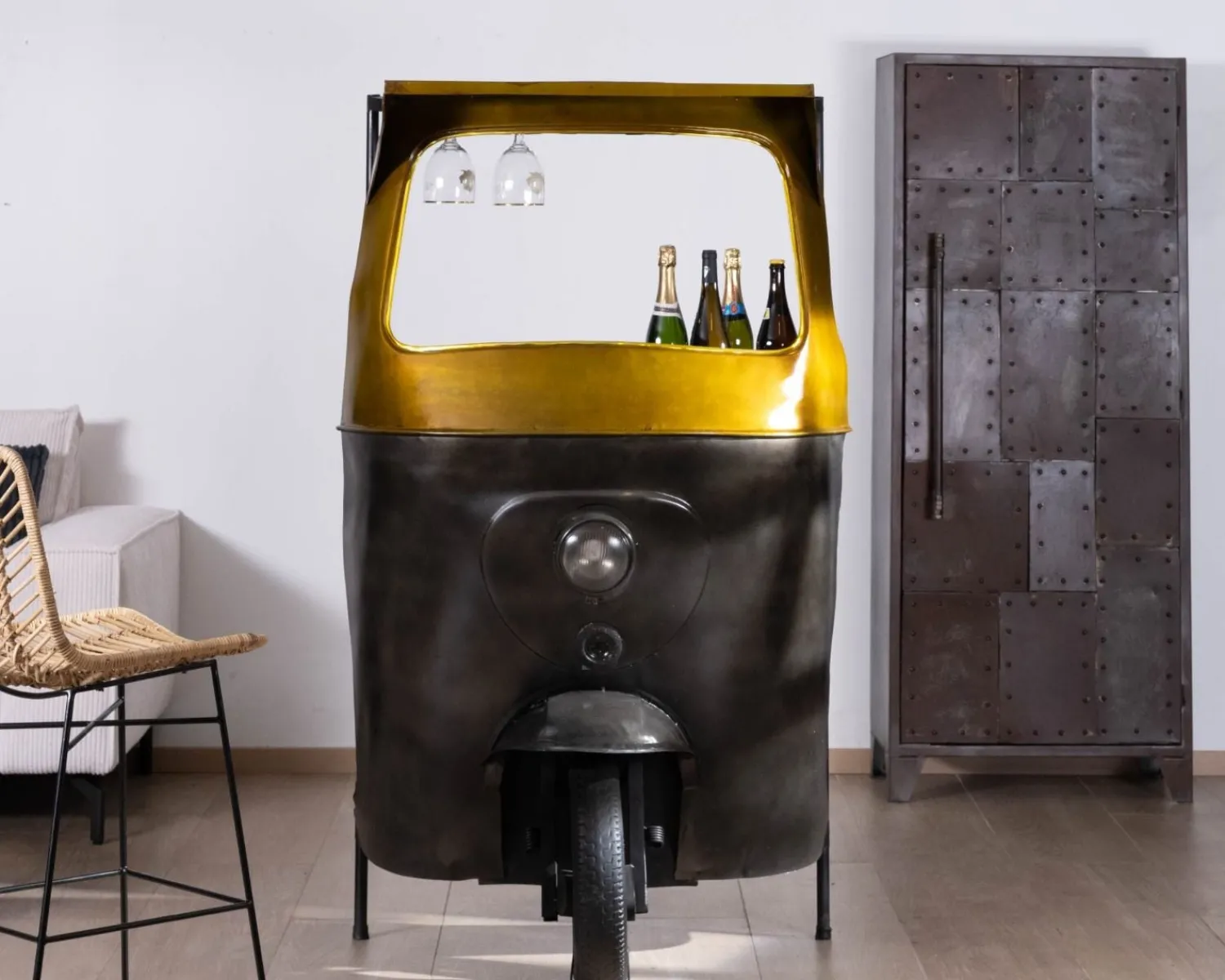 Meuble House Comptoir de bar aspect Tuk-tuk indien esprit récup "Crazy" New