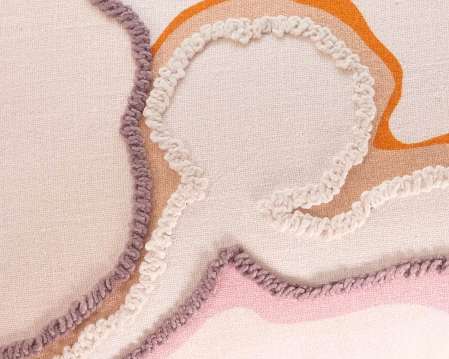 Meuble House Coussin en tissu motif brodé et imprimé "Matis" 50 x 30 cm