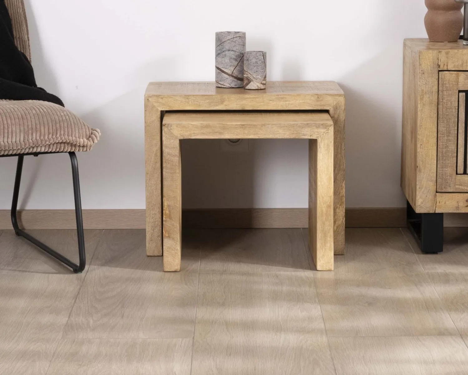 Meuble House Duo de tables d'appoints gigognes en manguier lignes épurées "Manoha" Sale