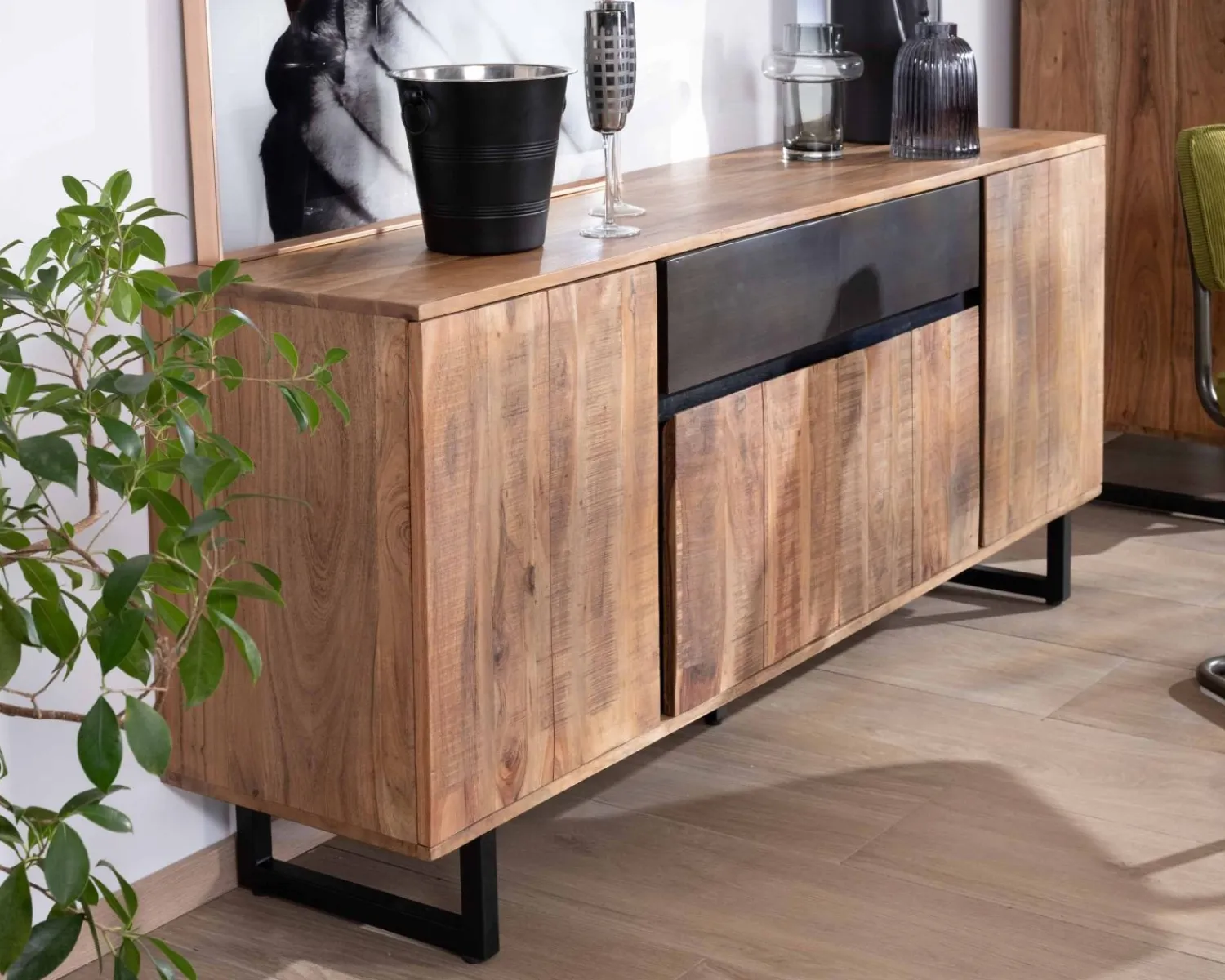 Meuble House Enfilade 175cm en acacia avec 2 tiroirs et pieds métal noirs "Bennett" Online