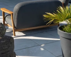 Meuble House Ensemble canapé et fauteuil de jardin en tissu gris foncé 