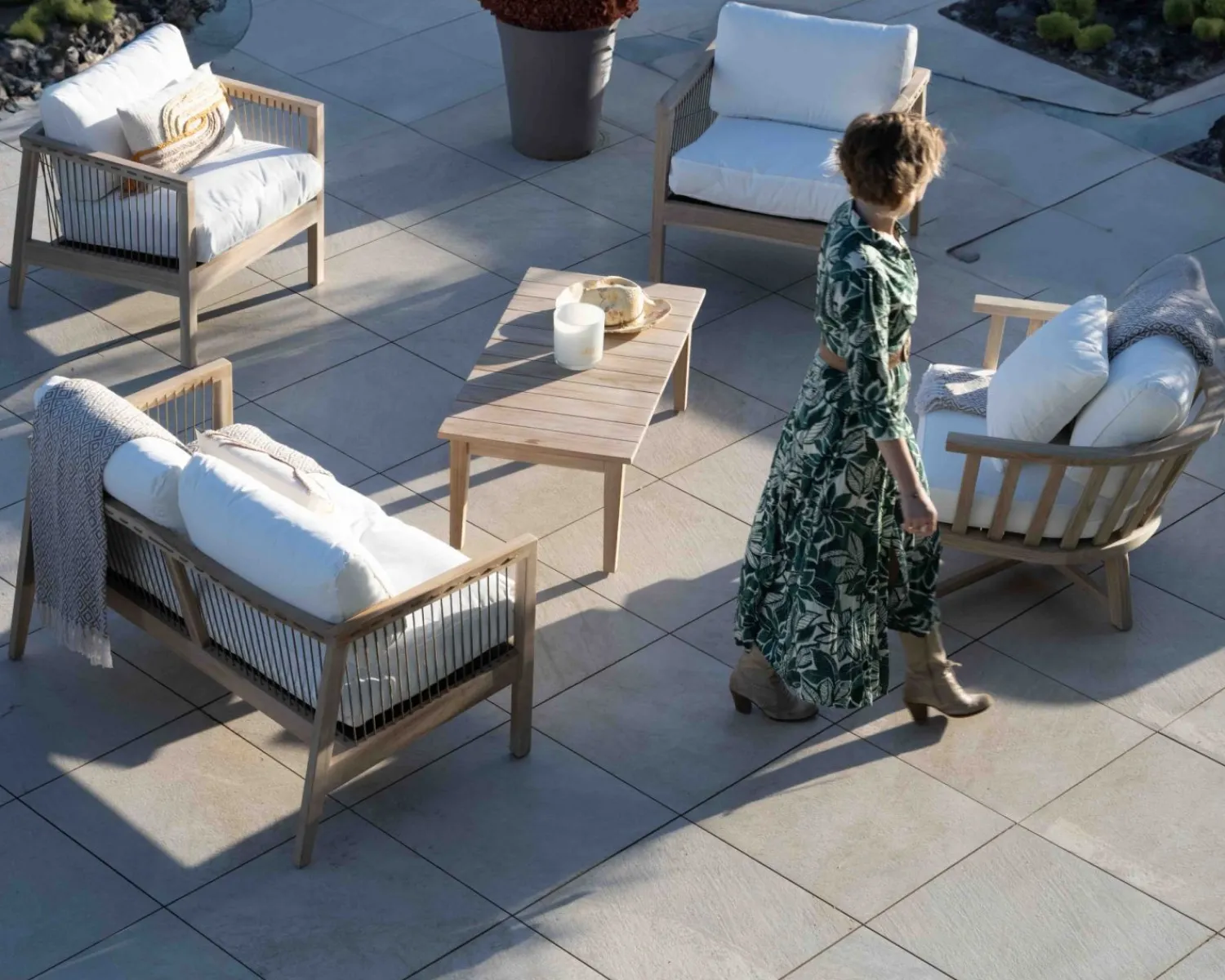 Meuble House Ensemble canapé et fauteuils matelassés en teck et corde "Rafita" Sale