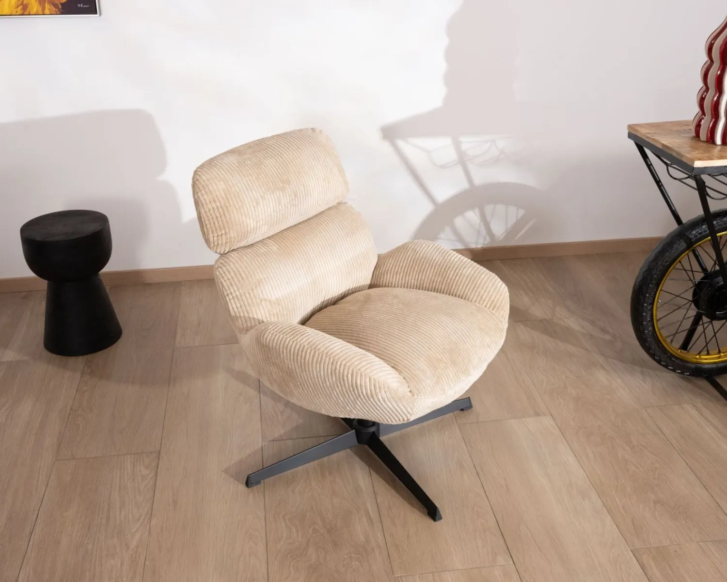 Meuble House Fauteuil confort et pivotant en velours camel beige "Bissett" Sale