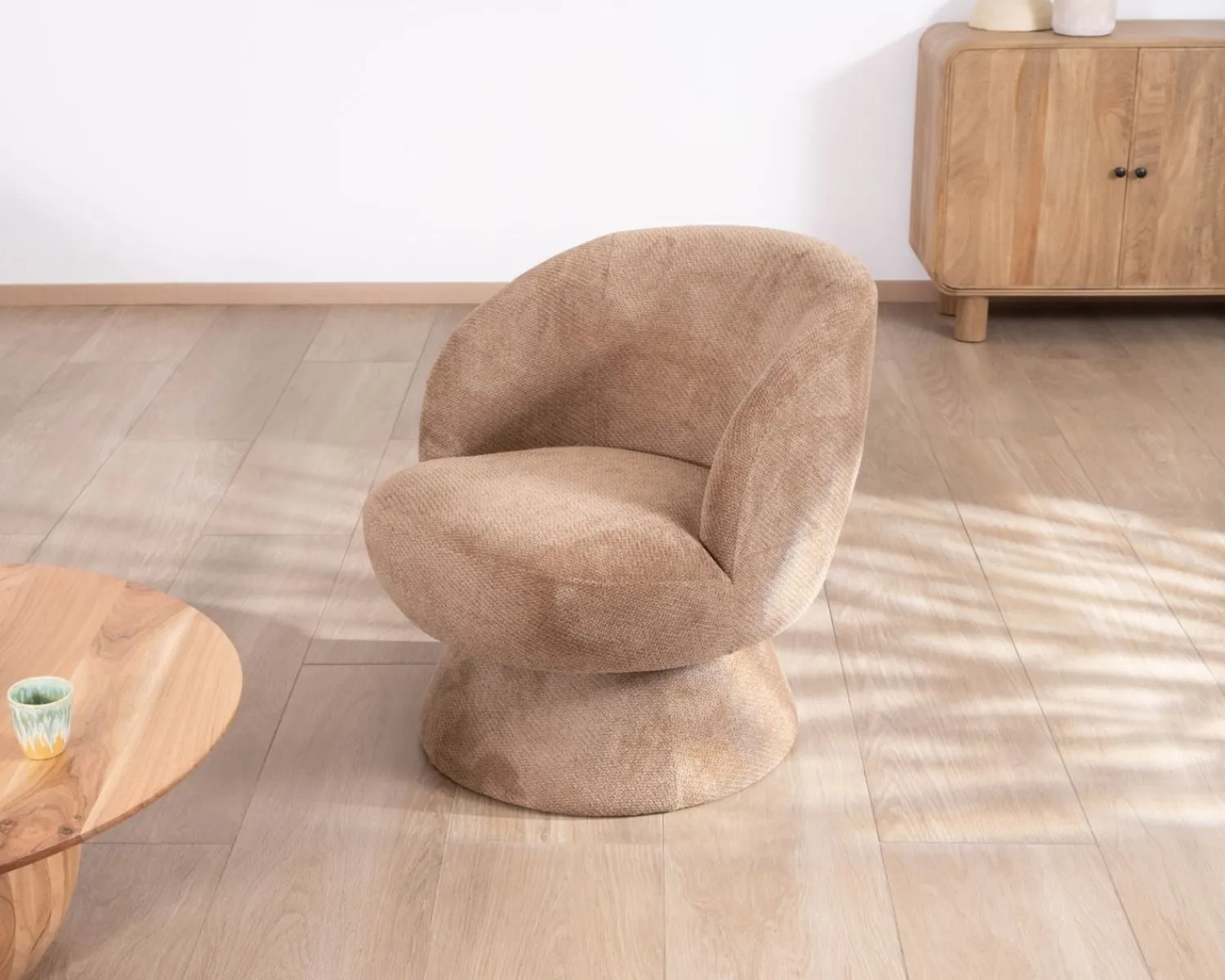 Meuble House Fauteuil d'appoint tournant 360° en tissu chenillé camel "Ladoga" Hot
