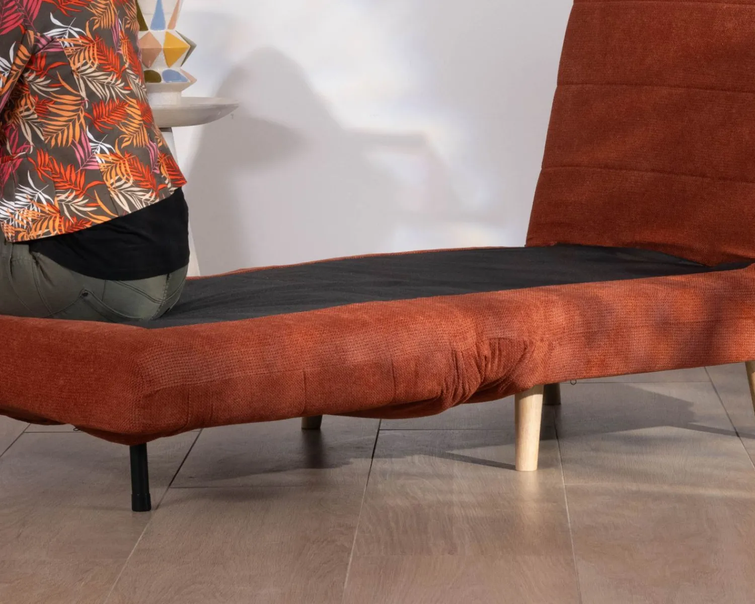 Meuble House Fauteuil design scandinave en tissu terracotta "Folda" convertible en lit d'appoint Clearance