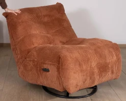 Meuble House Fauteuil enveloppant en velours côtelé terracotta