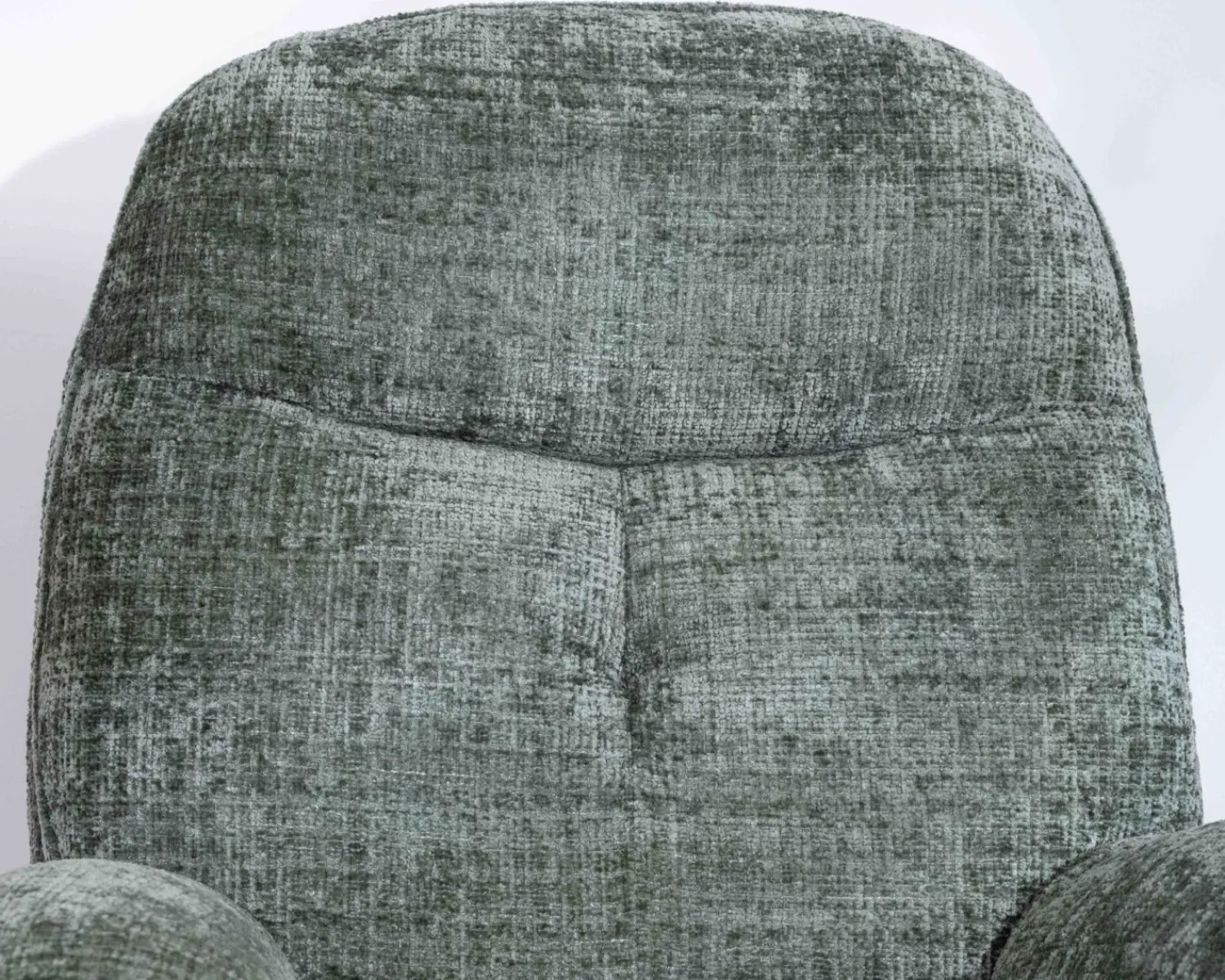Meuble House Fauteuil rotatif design rétro en tissu soyeux vert sauge "Branson" avec pouf Clearance