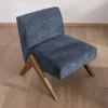 Meuble House Fauteuil rétro tissu bleu foncé avec pieds bois boomerang "Tolga"
