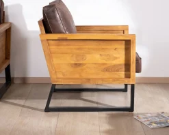 Meuble House Fauteuil style club en teck et tissu aspect cuir 