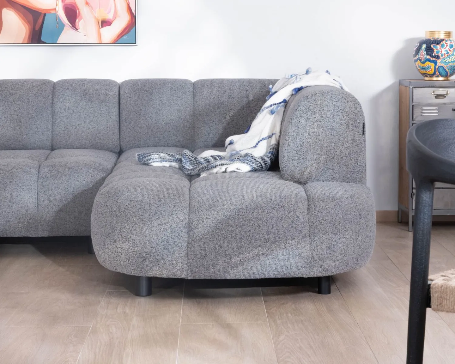 Meuble House Grand canapé d'angle en tissu tramé gris "Syltan" avec profondeur d'assise réglable électriquement Discount