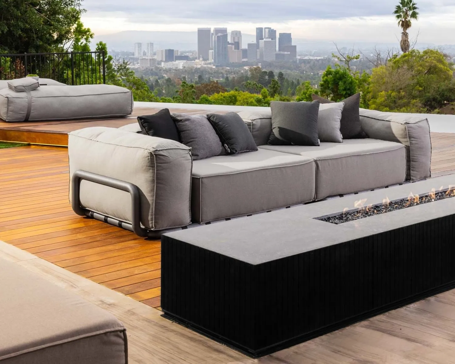 Meuble House Grand canapé de terrasse droit modulaire esprit décontracté tissu gris "Escale" Hot